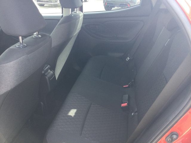 Yaris 1.5 Hybrid Style PDC SHZ KAMERA ACC LED