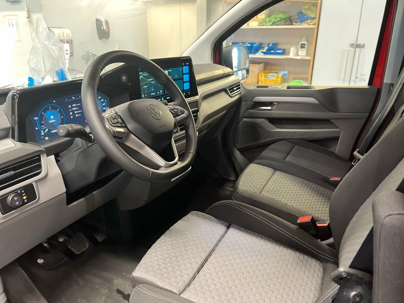 Volkswagen T7 Transporter - Bild 12