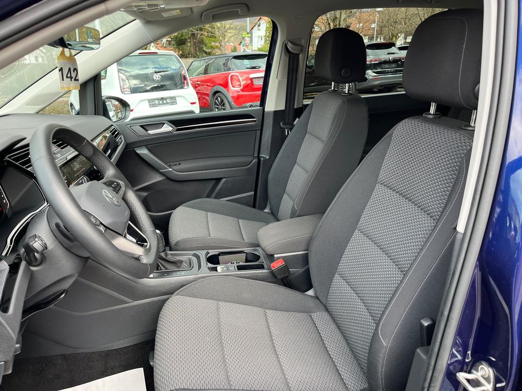 VW Touran R-Line 150PS DSG #ACC #NAVI #IQ. VW Touran R-Line 150PS DSG #ACC #NAVI #IQ.