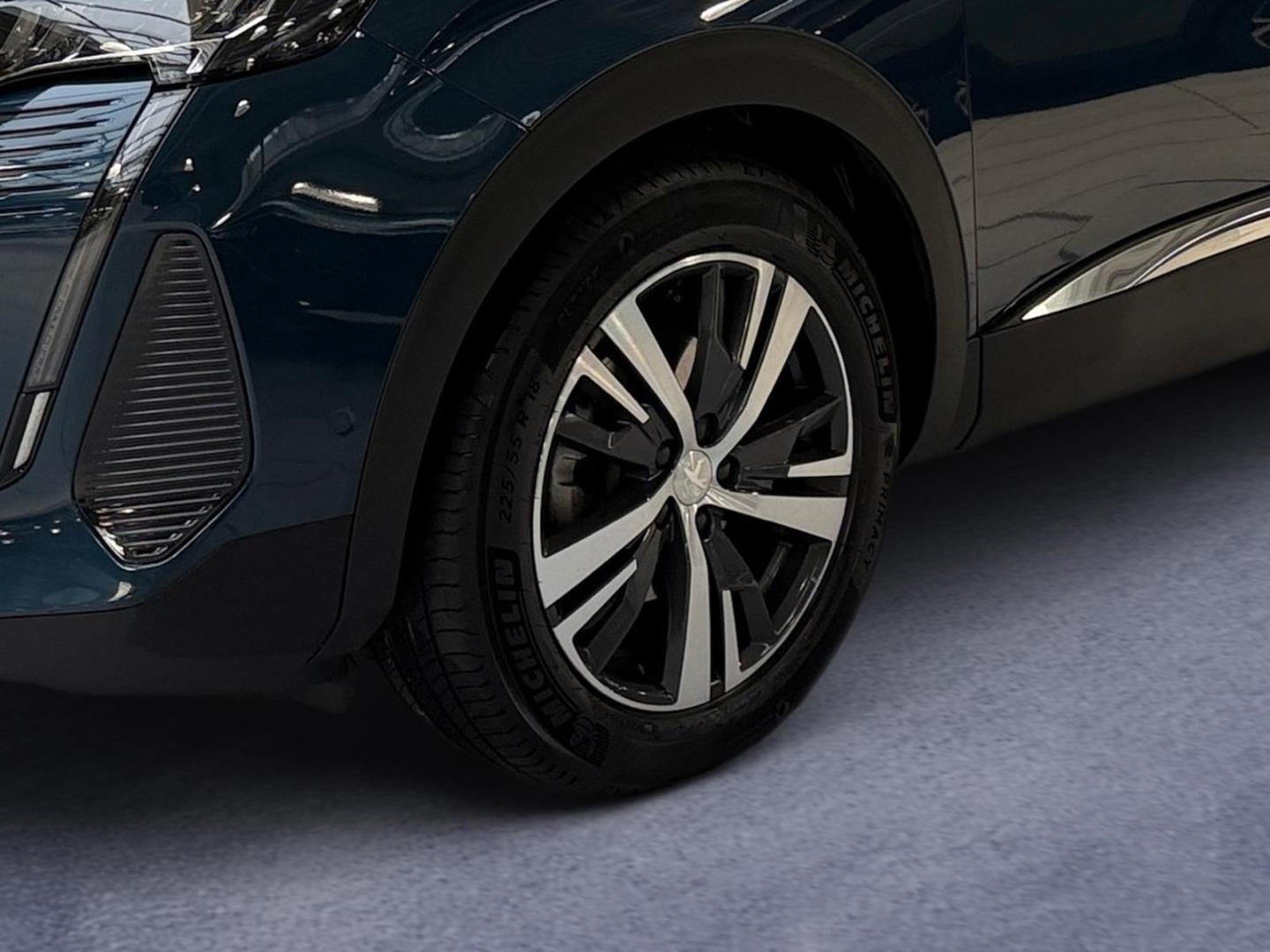 Peugeot 3008 Allure Pack 130 Automatik-EAT8 Navi Klima