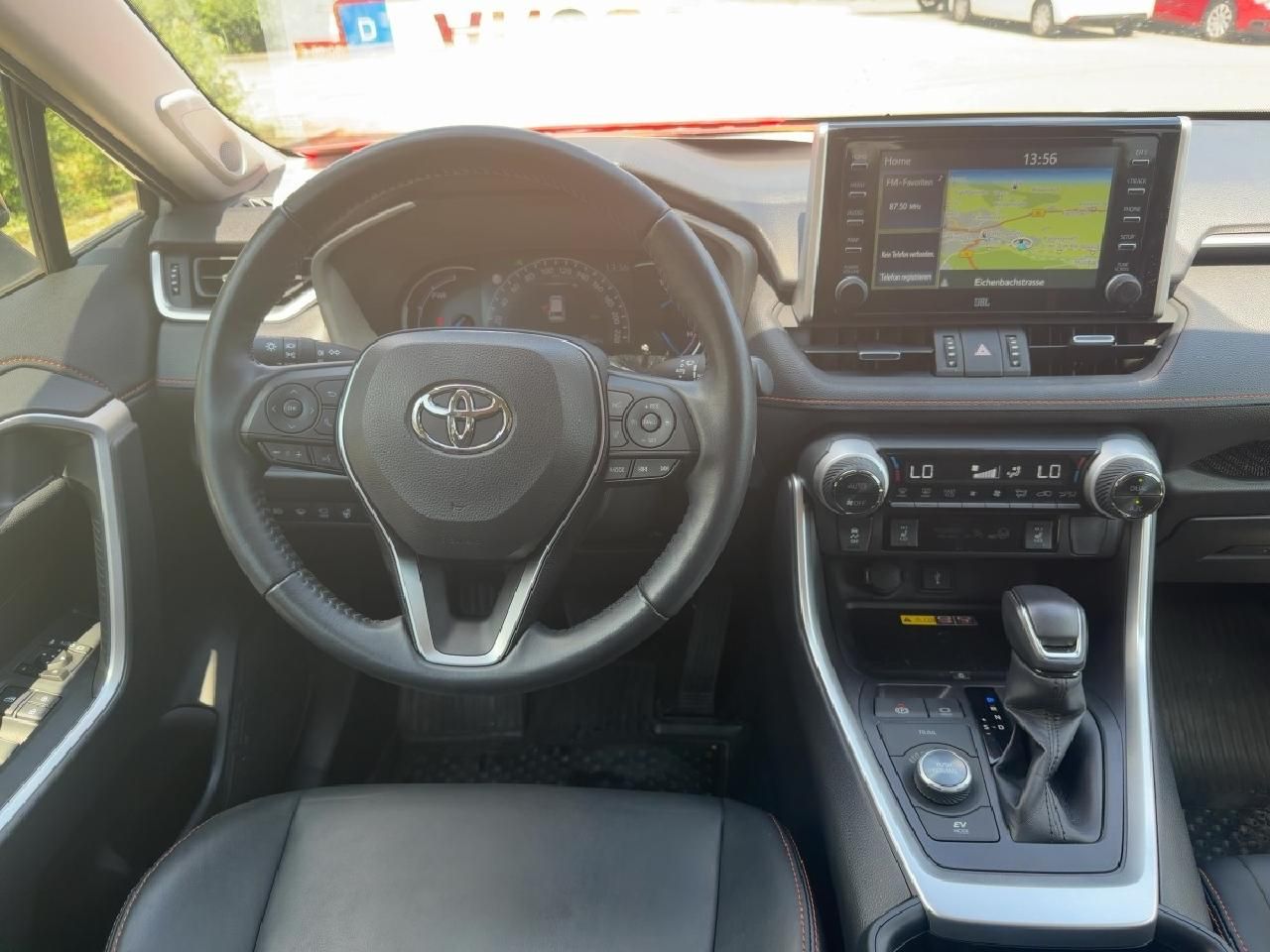 Fahrzeugabbildung Toyota RAV4 2,5 Hybrid 4x4 Adventure*AHK+360°+ACC+JBL*