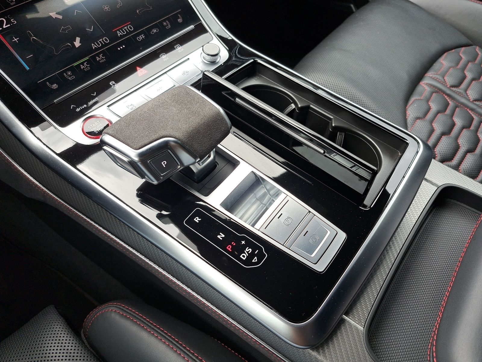 Audi RSQ8 - Bild 32