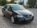 Volkswagen VW JETTA GLI - Volkswagen Jetta: Gl