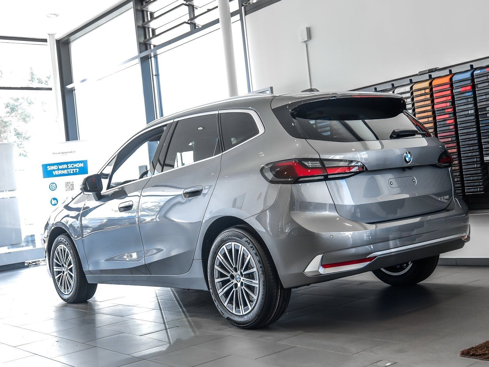 BMW 220 Active Tourer - Bild 2