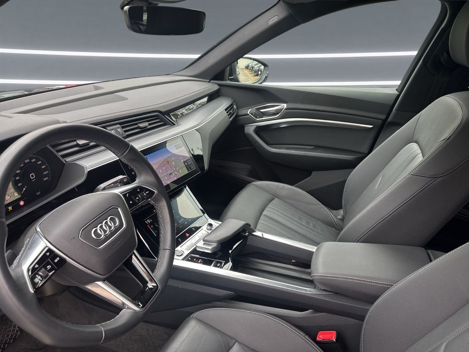 Audi Q8 e-tron - Bild 16