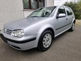 Volkswagen VW Golf IV 1.6 Automatik*Rechtsgas und Lin... - Volkswagen Golf aus 2000: Iv