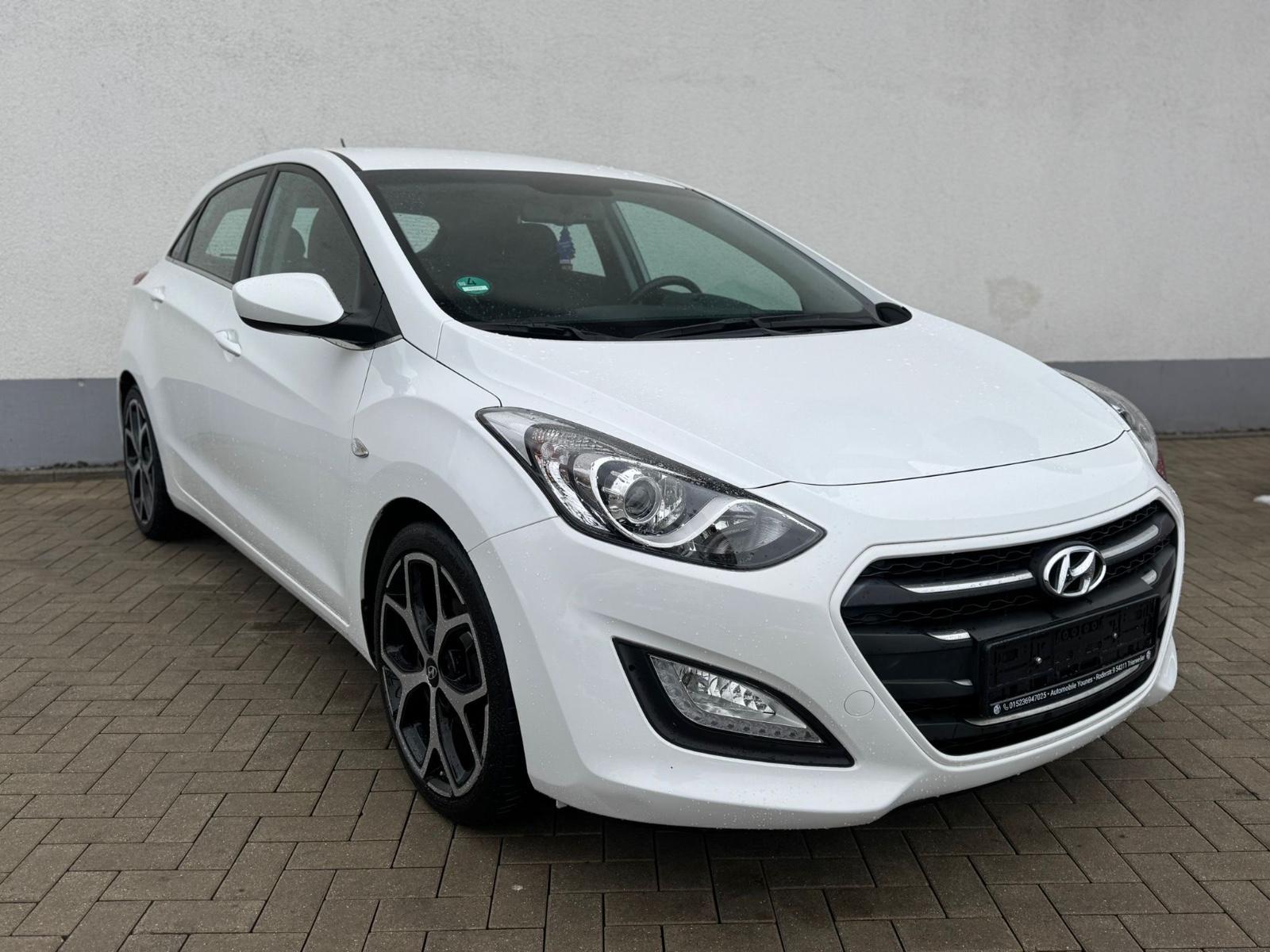 Hyundai i30 YES!*Top Zustand*