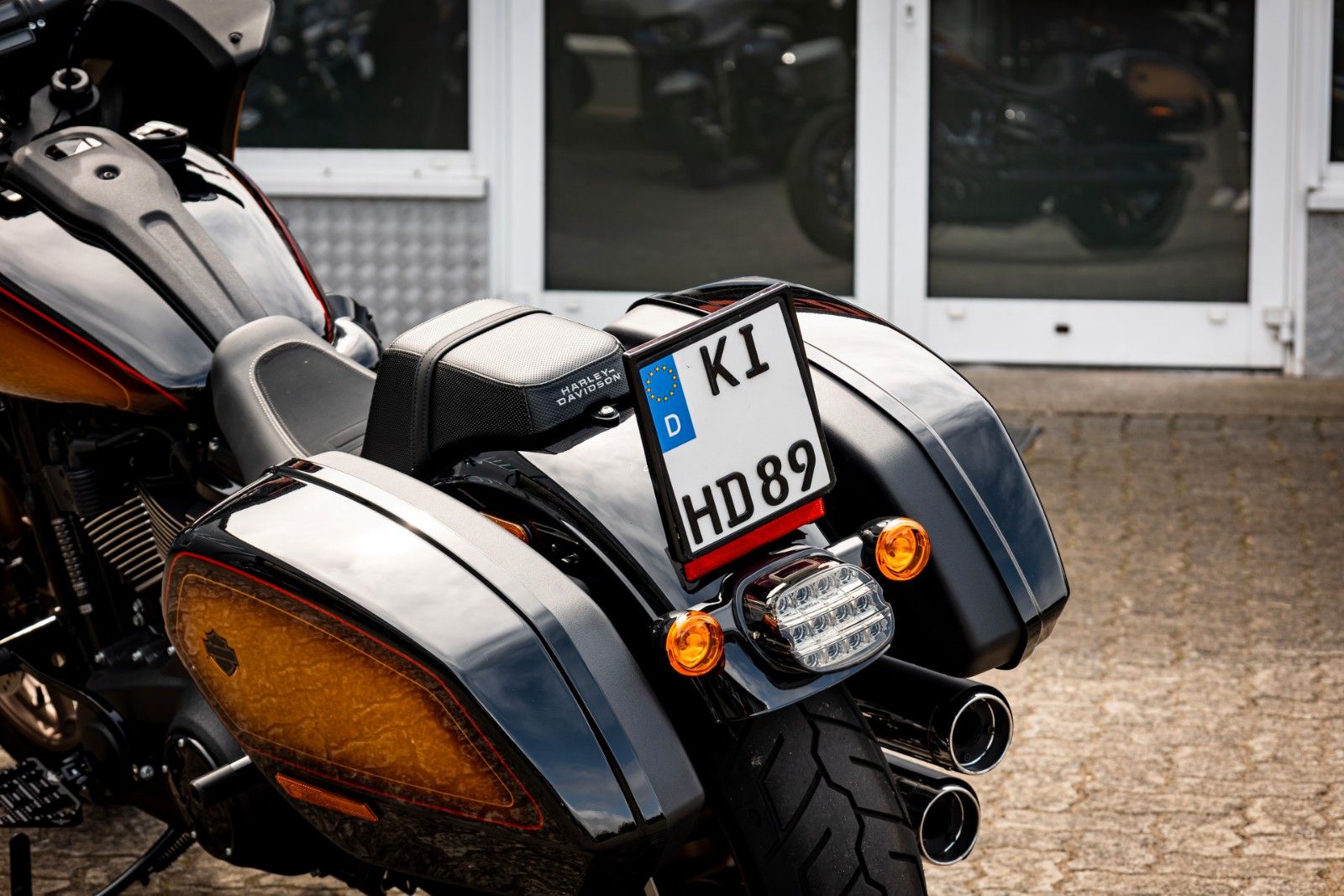 Fahrzeugabbildung Harley-Davidson FXLRST Low Rider ST 117 HeinzBikes Clubstyle SE