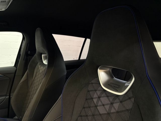 Volkswagen Tiguan - Bild 13