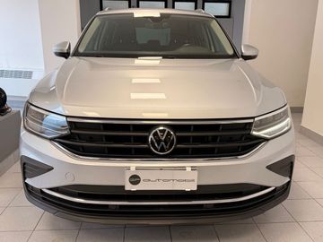 Volkswagen Tiguan - 6