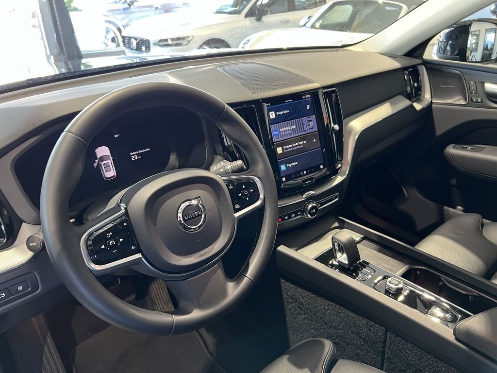 Volvo XC60 T6 Plus Dark Recharge AWD ACC Pano H/K LED