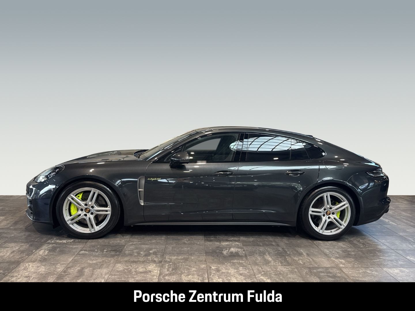 Porsche Panamera 4 E-Hybrid Platinum Edition InnoDrive imagem 2