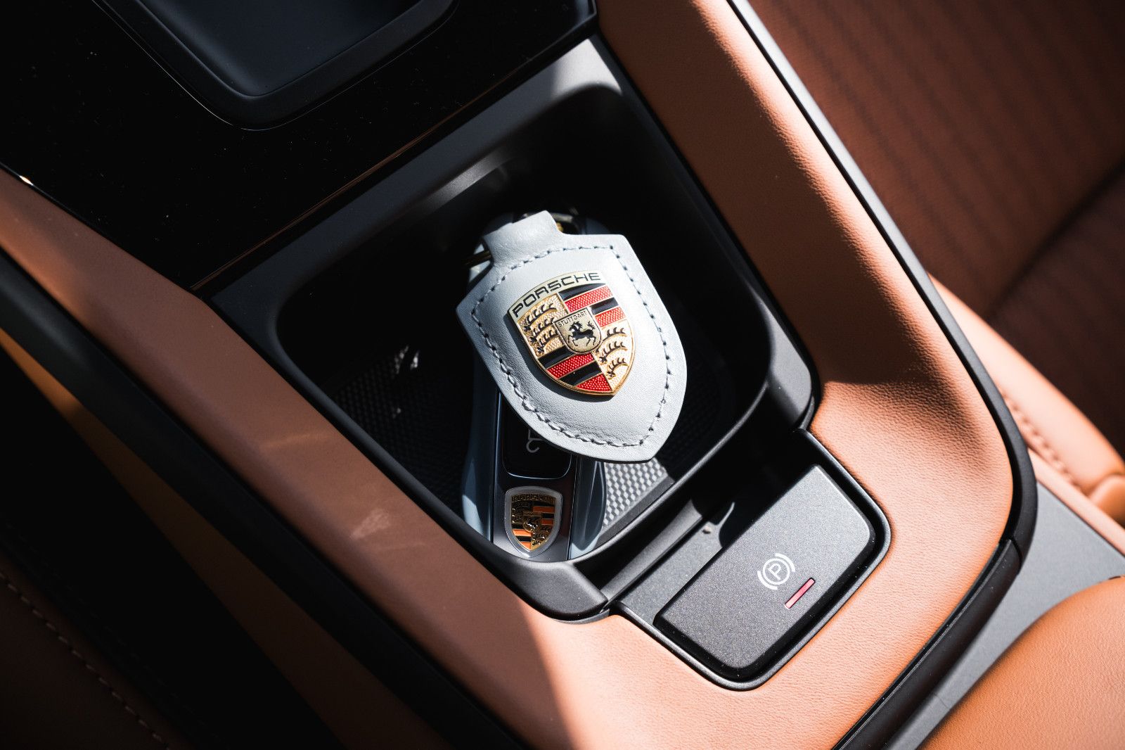 Fahrzeugabbildung Porsche 992/911 S/T-Heritage-Lift-LED-Kamera-BOSE-90Ltr.