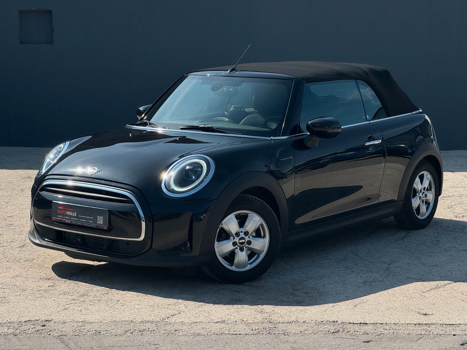 Fahrzeugabbildung MINI Cooper Cabrio Autom. Essential Trim Temp PDC SHZ