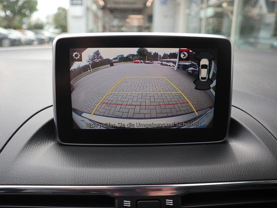 Fahrzeugabbildung Mazda 3 Sports-Line G-120 BI-XENON BOSE HUD EPH RFK SH