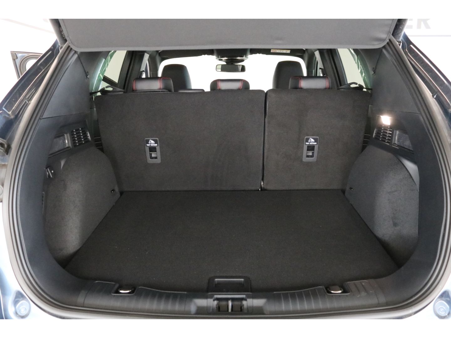 Fahrzeugabbildung Ford Kuga -PHEVEU6d Plug-In Hybrid ST-Line X 2.5 Dura