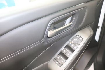 Fotografie 8 des Nissan Qashqai 1.5 VC-T e-Power N-Connecta