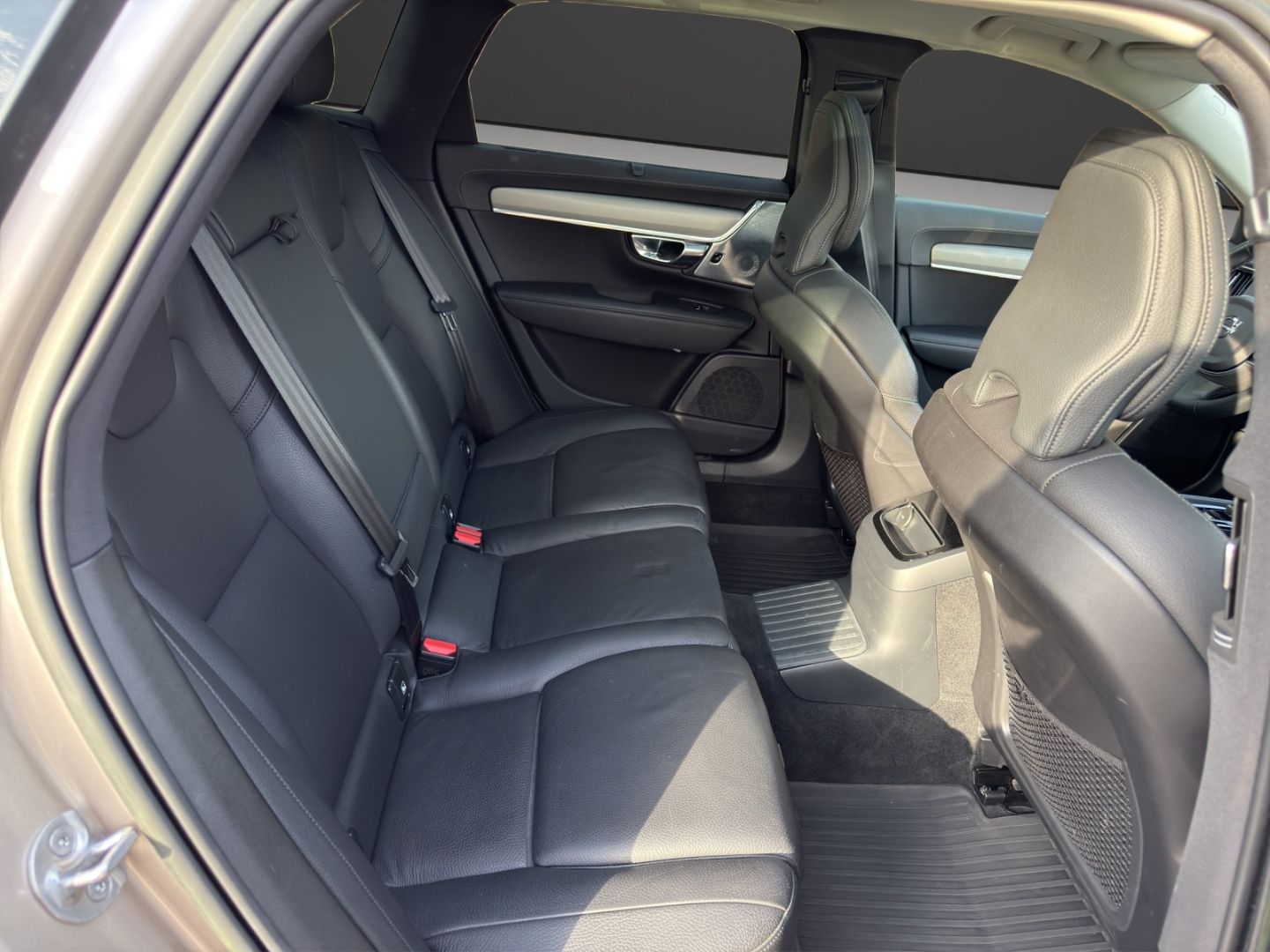 Volvo V90 T8 Ultimate Bright Recharge Plug-In Hybrid A foto 18