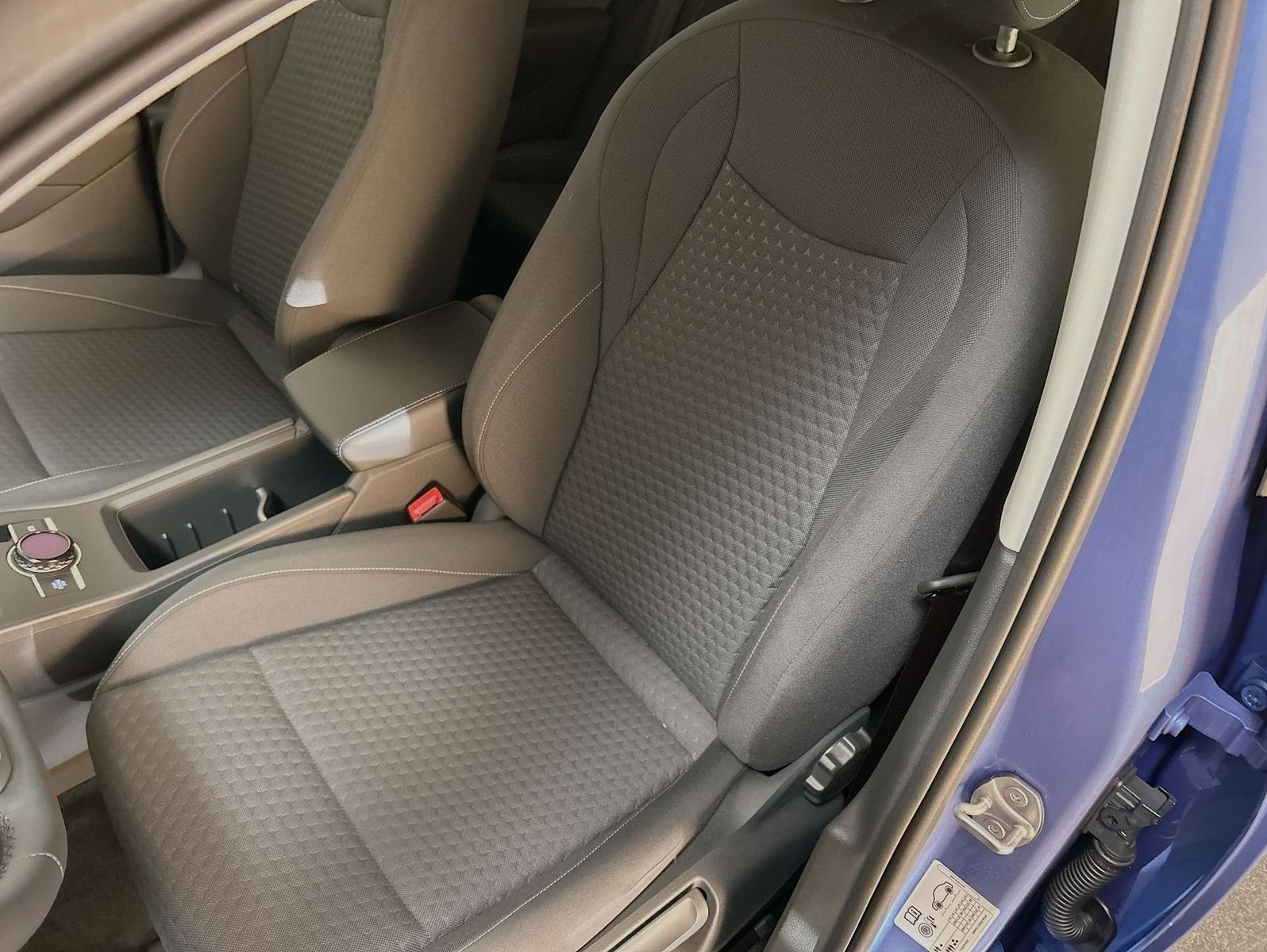 Volkswagen T-Roc - Bild 11