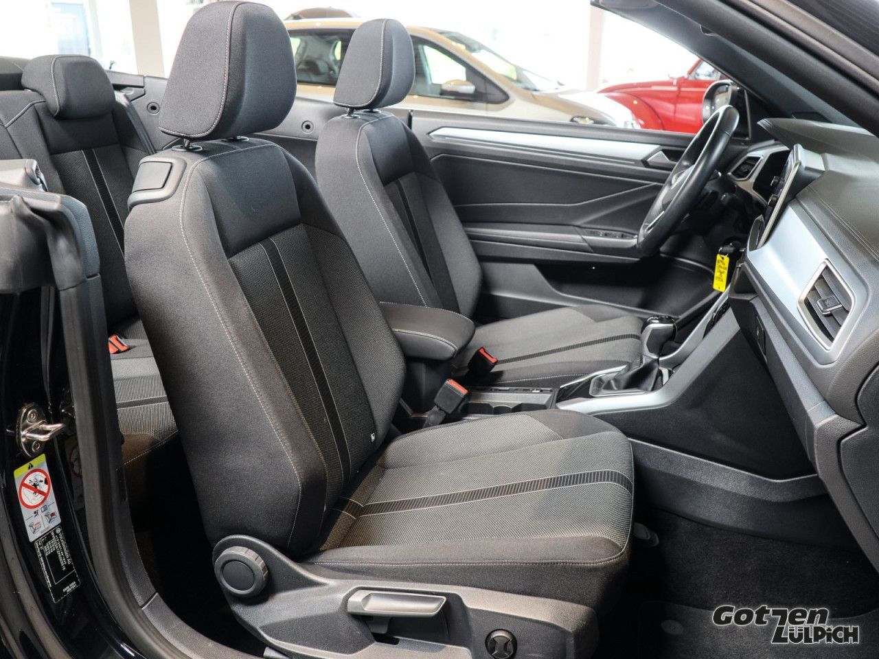 Fahrzeugabbildung Volkswagen T-Roc Cabriolet Style 1,5TSI DSG Navi PDC LED
