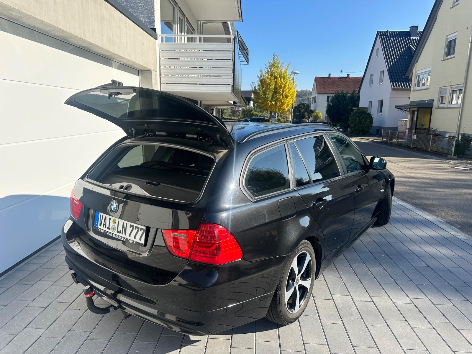 BMW 318 2012 — photo 11