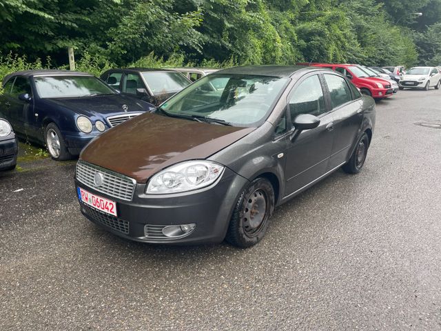 Fiat Linea Dynamic 1,4 T-jet 120Ps Klima