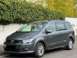 Volkswagen Sharan Comfortline*PANO*KAMERA*STANDHEIZUNG*7STZ - Volkswagen Sharan in Mönchengladbach