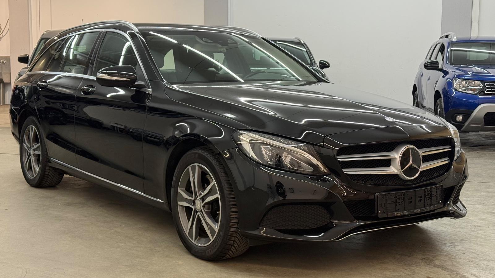 Mercedes-Benz C 250 dT BlueTec /4Matic/R-Kamera/8Fach