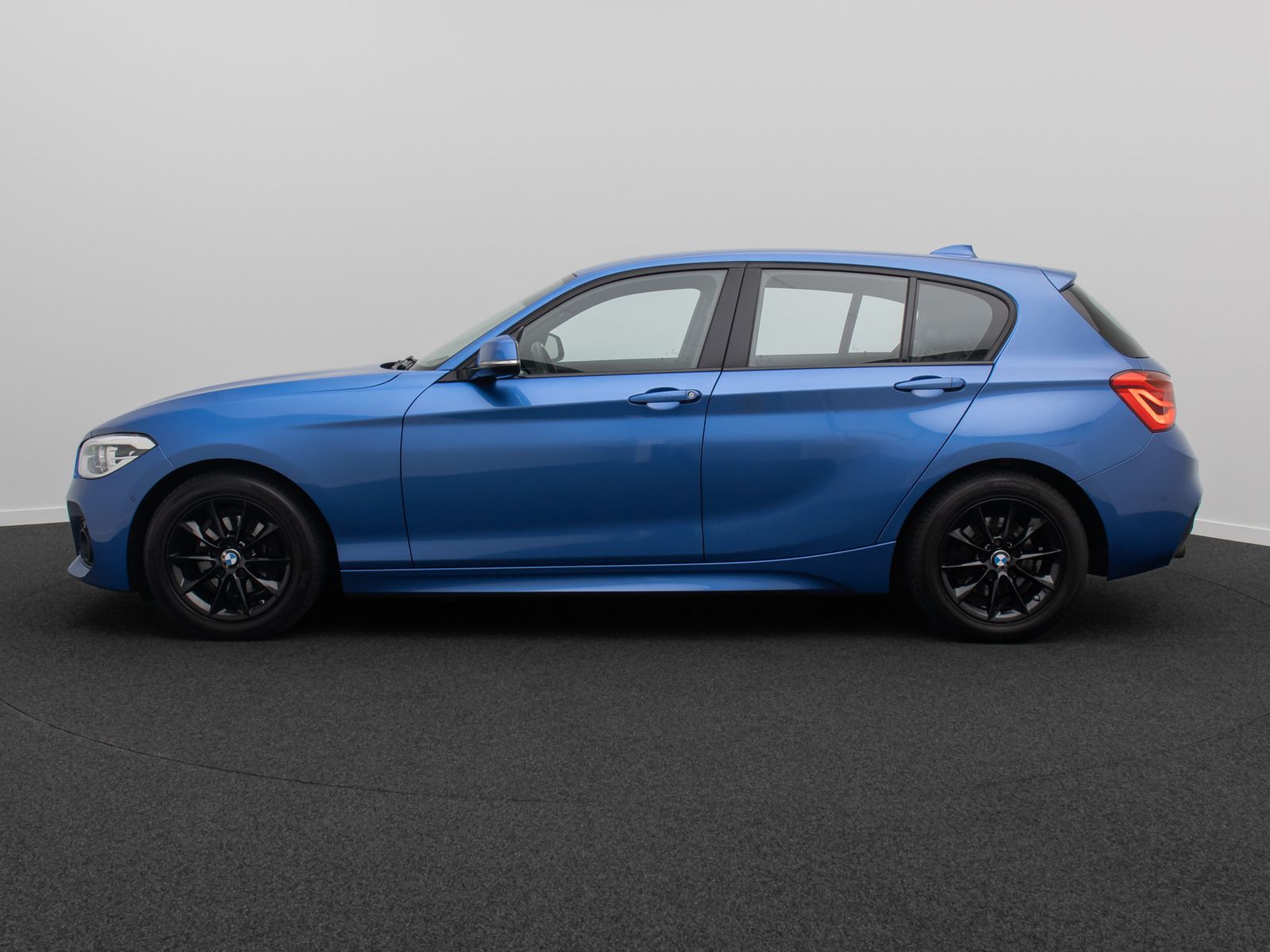 Fahrzeugabbildung BMW 116d MSport ParkAs DAB HiFi Leder Geschwindigreg