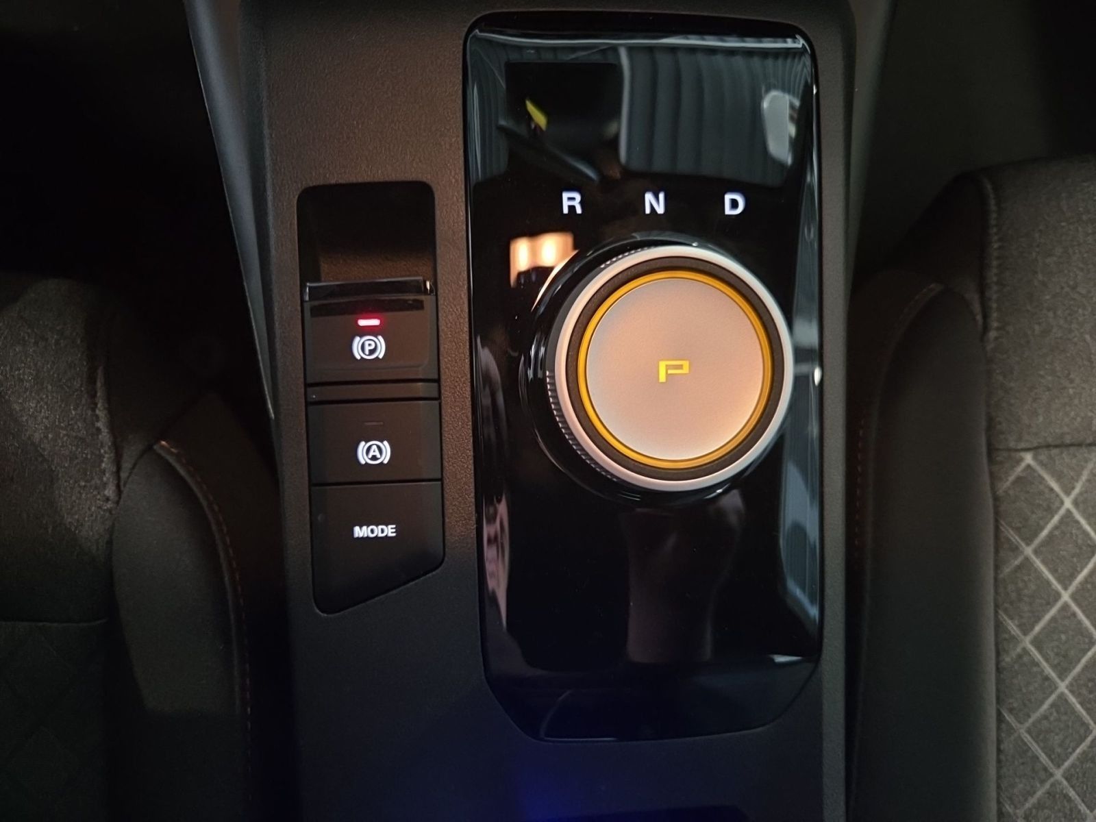 Fahrzeugabbildung MG MG3 Hybrid+ 1.5 Hybrid+ 143 kW Comfort *NAVI*KLI