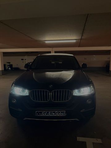 BMW X4 xDrive20d xLine NaviProf StdHzg Leder SpSi