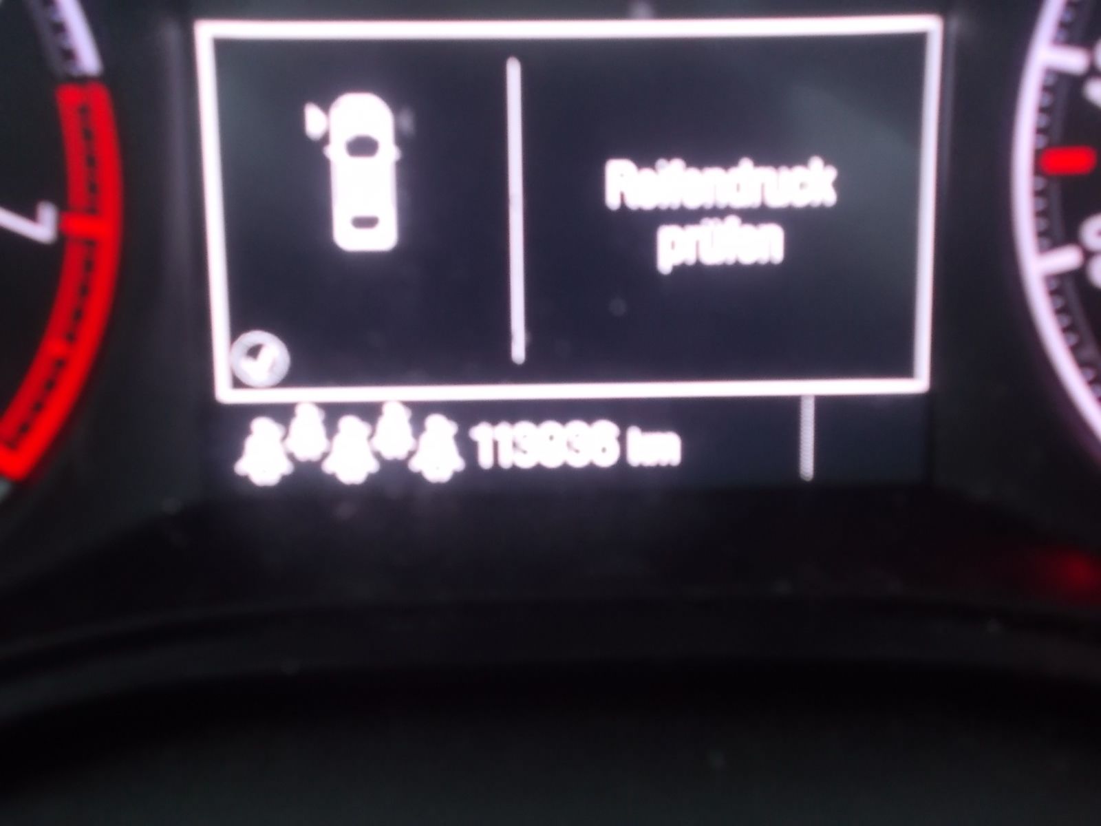 Fahrzeugabbildung Opel Zafira Tourer 1.4 Turbo 140 PS + AUTOGAS + AHK