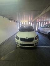 Skoda Yeti 1.2 TSI Adventure TÜV bis 7/2028 ! - Skoda Yeti Adventure mit Benzin-Antrieb