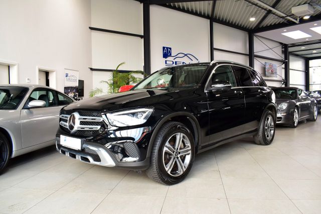 Mercedes-Benz GLC 300 e 4Matic** Panorama**