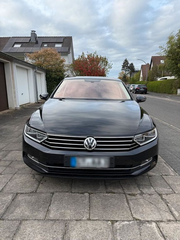Image of Volkswagen Passat