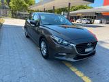 Mazda 3 1,5  in eine sehr gute Zustand - Mazda: Limousine, Mazda5