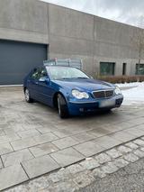 Mercedes-Benz Mercedes W203 C220 CDI Euro 4 Tüv 9/27 - Mercedes-Benz C 220 Limousine W203 cdi mit Diesel-Antrieb