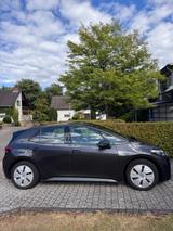 Volkswagen ID.3 Pure Performance 55 kWh 110 kW  - schwarze Volkswagen ID.3