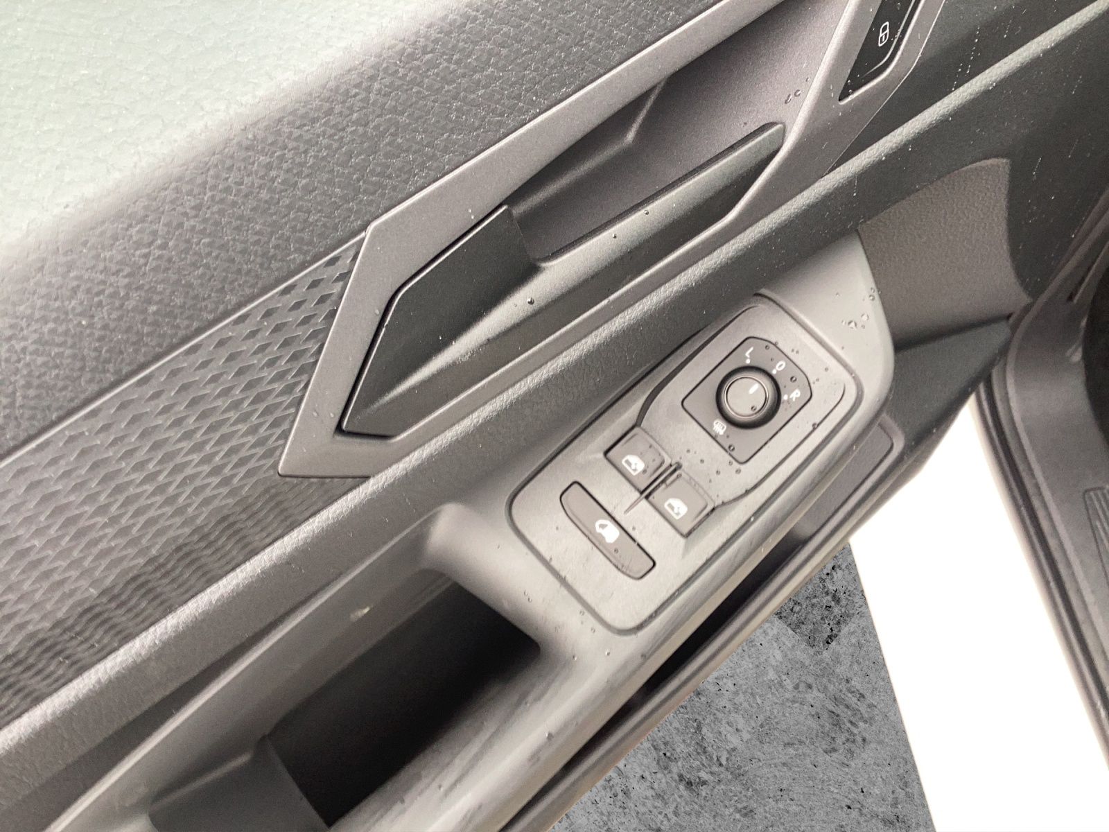 Fahrzeugabbildung Volkswagen Caddy Cargo TDI Maxi 75 kW AHK, SITZH, TECHNIKPA