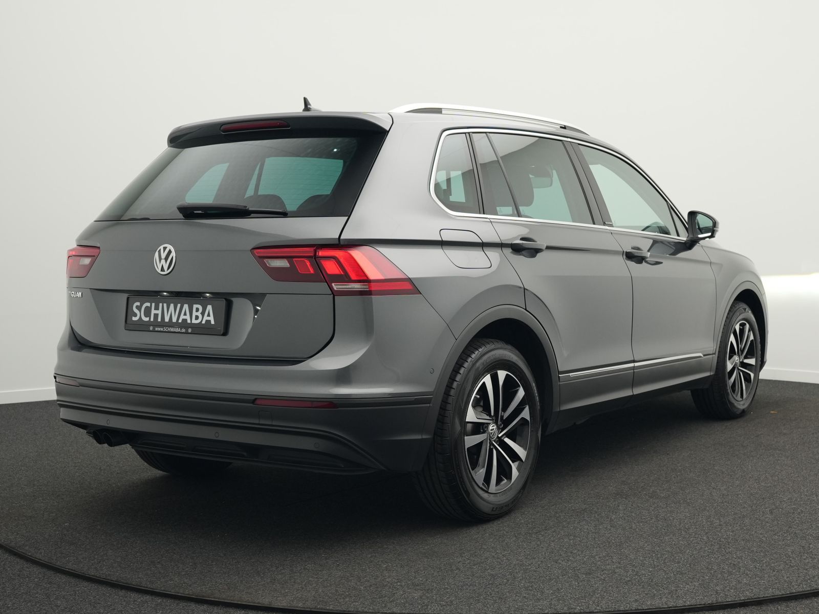 Volkswagen Tiguan IQ.DRIVE 1.5 TSI DSG*AHK*HdUp*PANO*17''* imagem 3