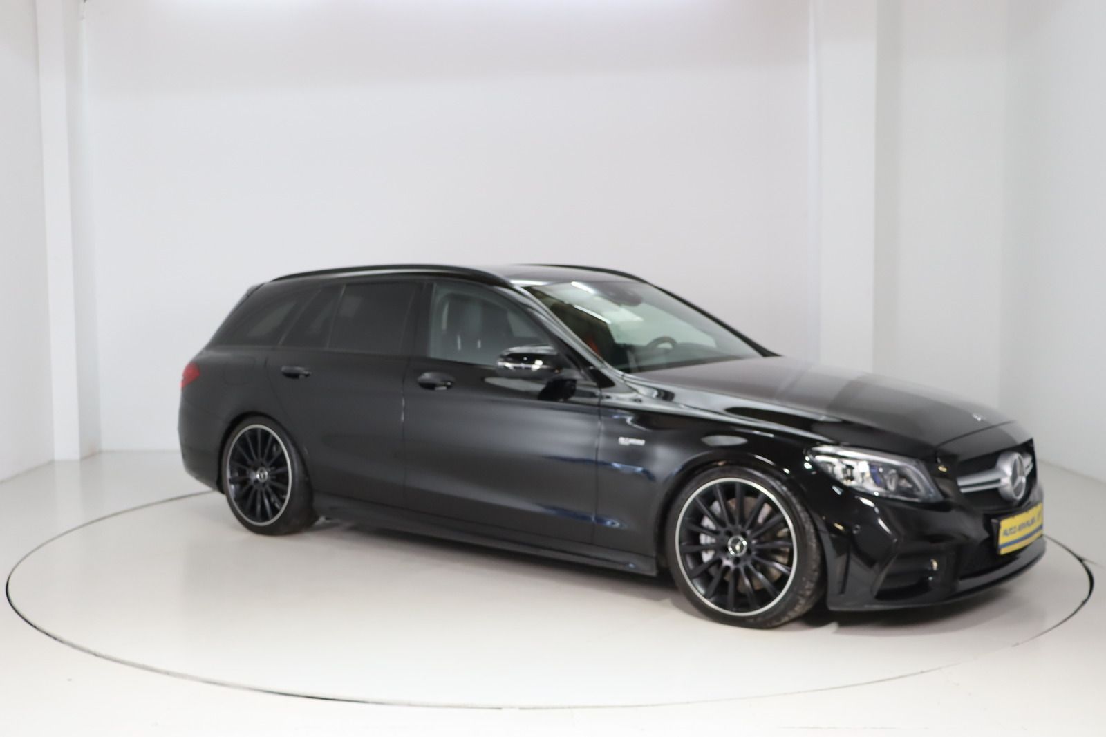 Fahrzeugabbildung Mercedes-Benz C 43 AMG 4Matic * Pano * LED * Parkassist.