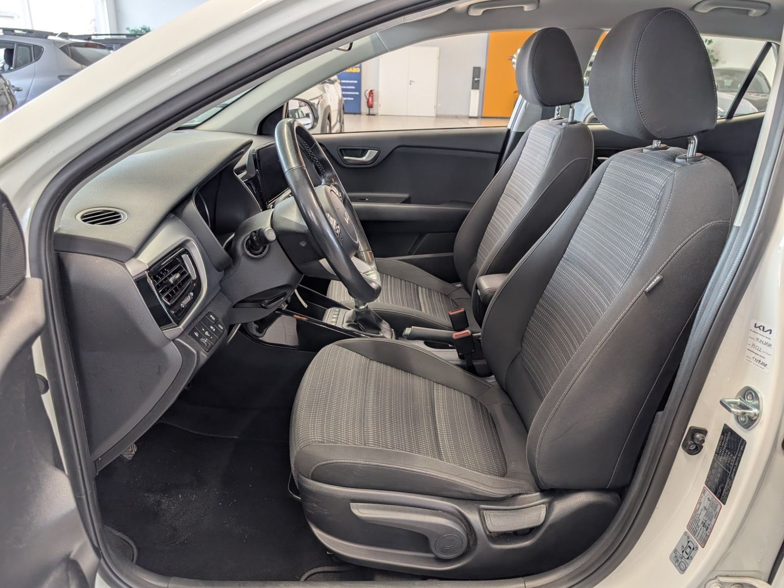 KIA Stonic 1.2 Vision Navi SHZ Kamera Tempomat – Bild 8