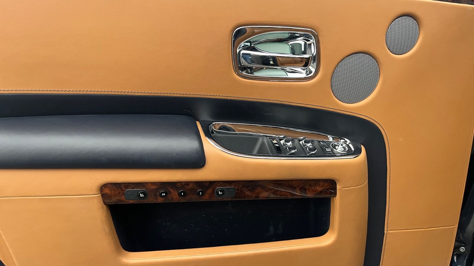 Rolls-Royce Ghost II Exclusiv 24-Zoll Starlighter LED HeadUp foto 11