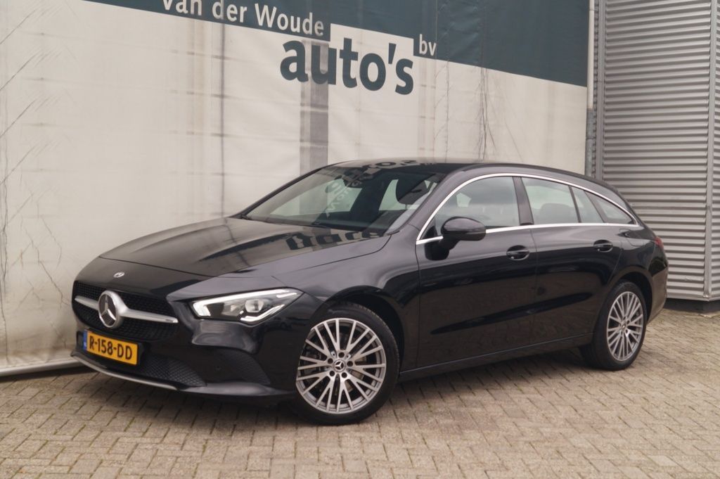 Mercedes-Benz CLA 250 Shooting Brake 250e Business Solution Lu imagem 3