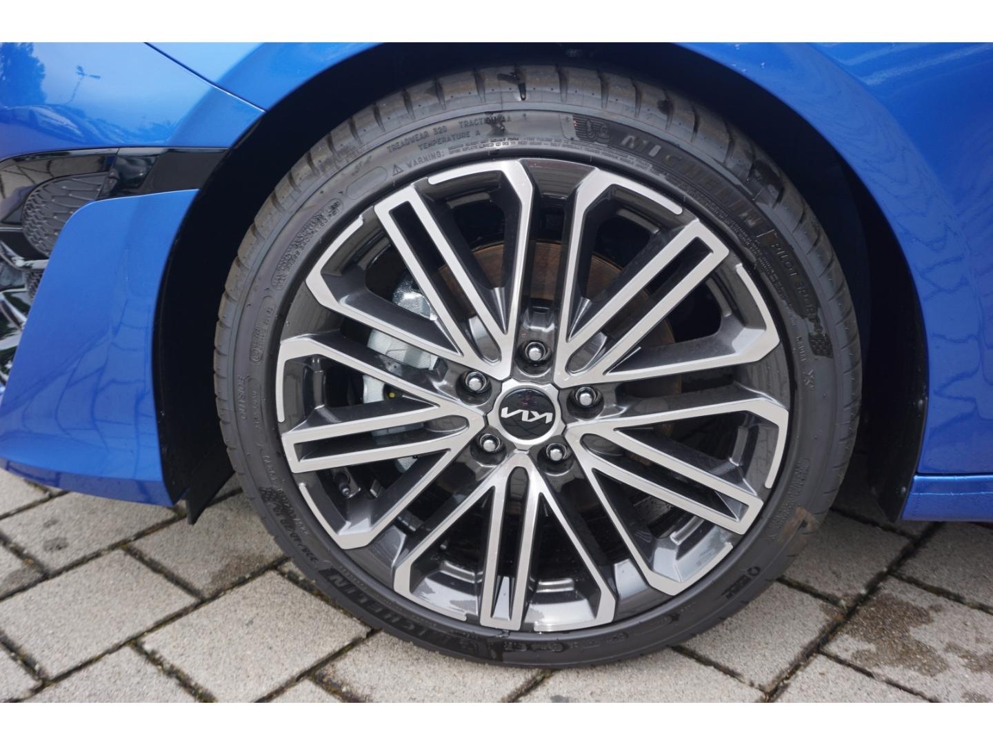 Kia Ceed_sw 1.5T 140 GT Line DCT7 AHK Navi Techn. AC