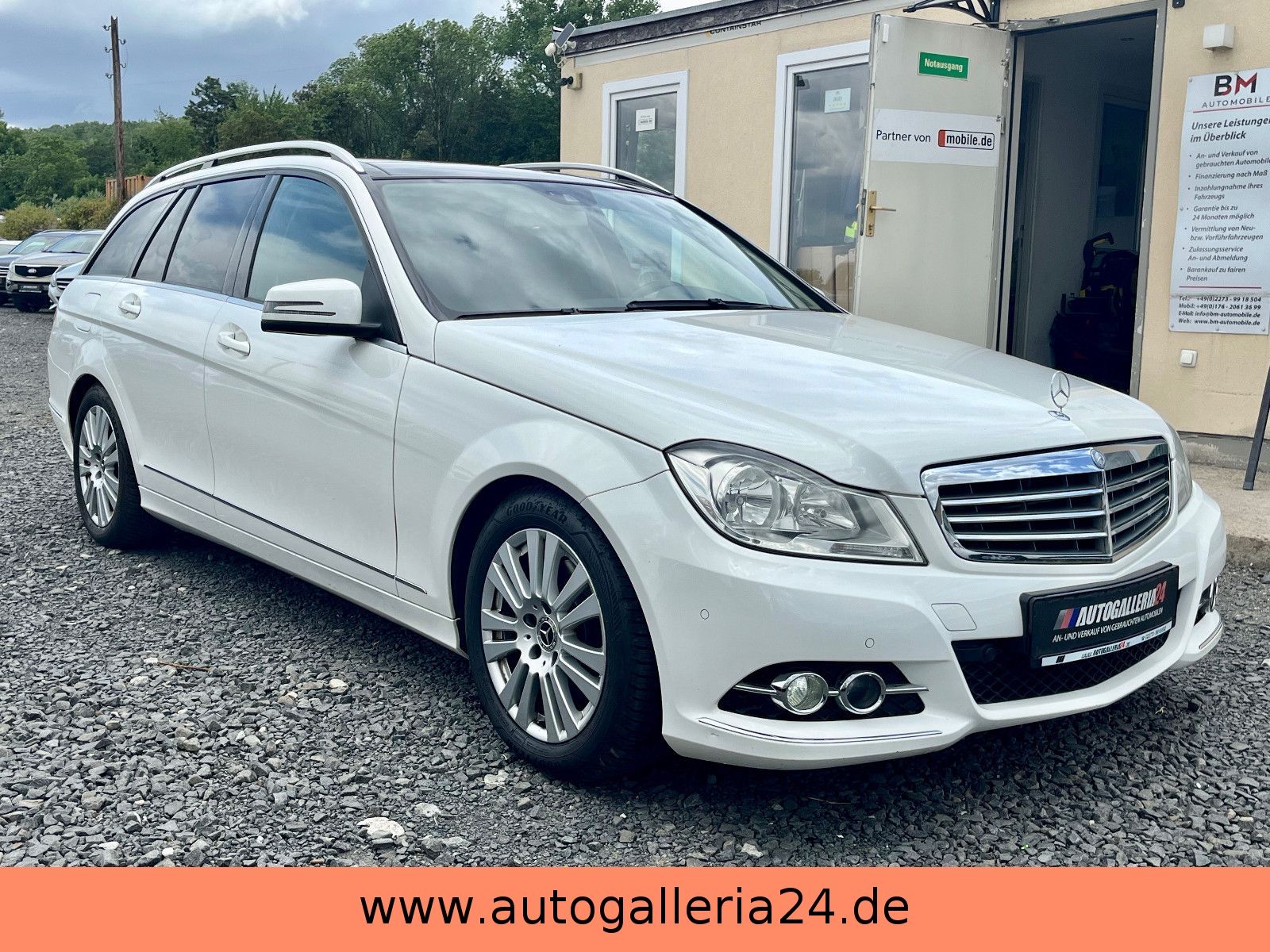 Fahrzeugabbildung Mercedes-Benz C 250 CDI 4MATIC Aut. Navi Leder Pano Standhzg