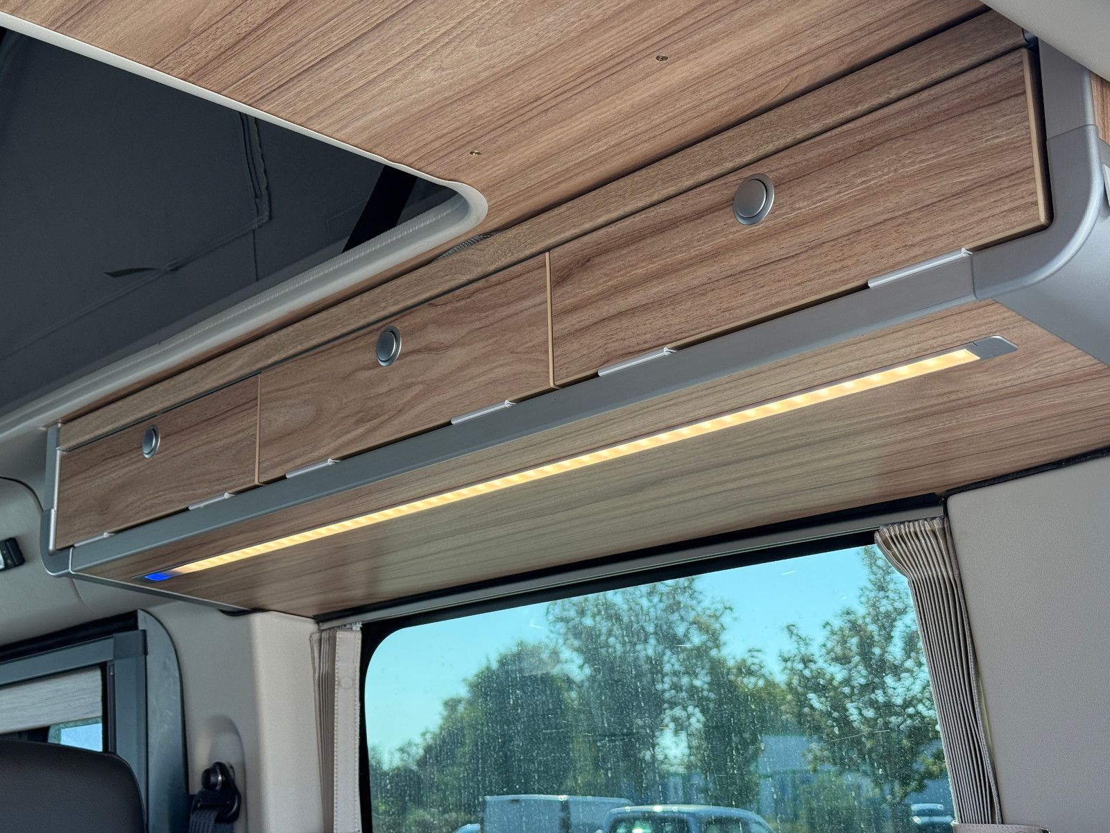 Fahrzeugabbildung HYMER / ERIBA / HYMERCAR Sydney GT 60 Limited