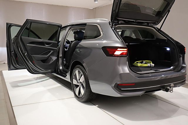 Passat Business 1.5 TSI eHybrid DSG AHK Head-up 