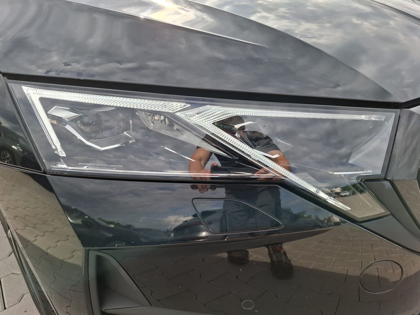 Fahrzeugabbildung SKODA Octavia 1.5 DSG Sportline PANO*MATRIX*AHK*5J.GAR