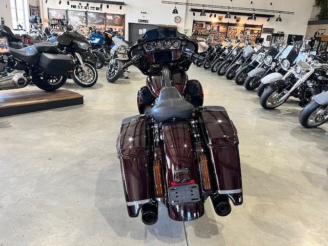 Fahrzeugabbildung Harley-Davidson FLHXSE Street Glide Screamin Eagle 117cui